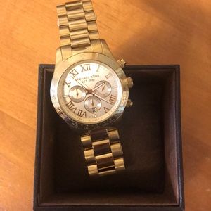 Michael kors gold watch